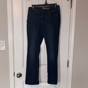Old Navy The Sweetheart women’s jeans. Size 4 Short. Dark denim
